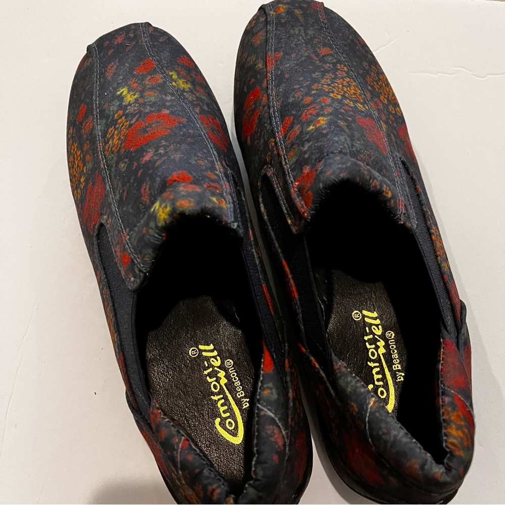 BEACON COMFORT-well Nearly New multicolor walking shoes
